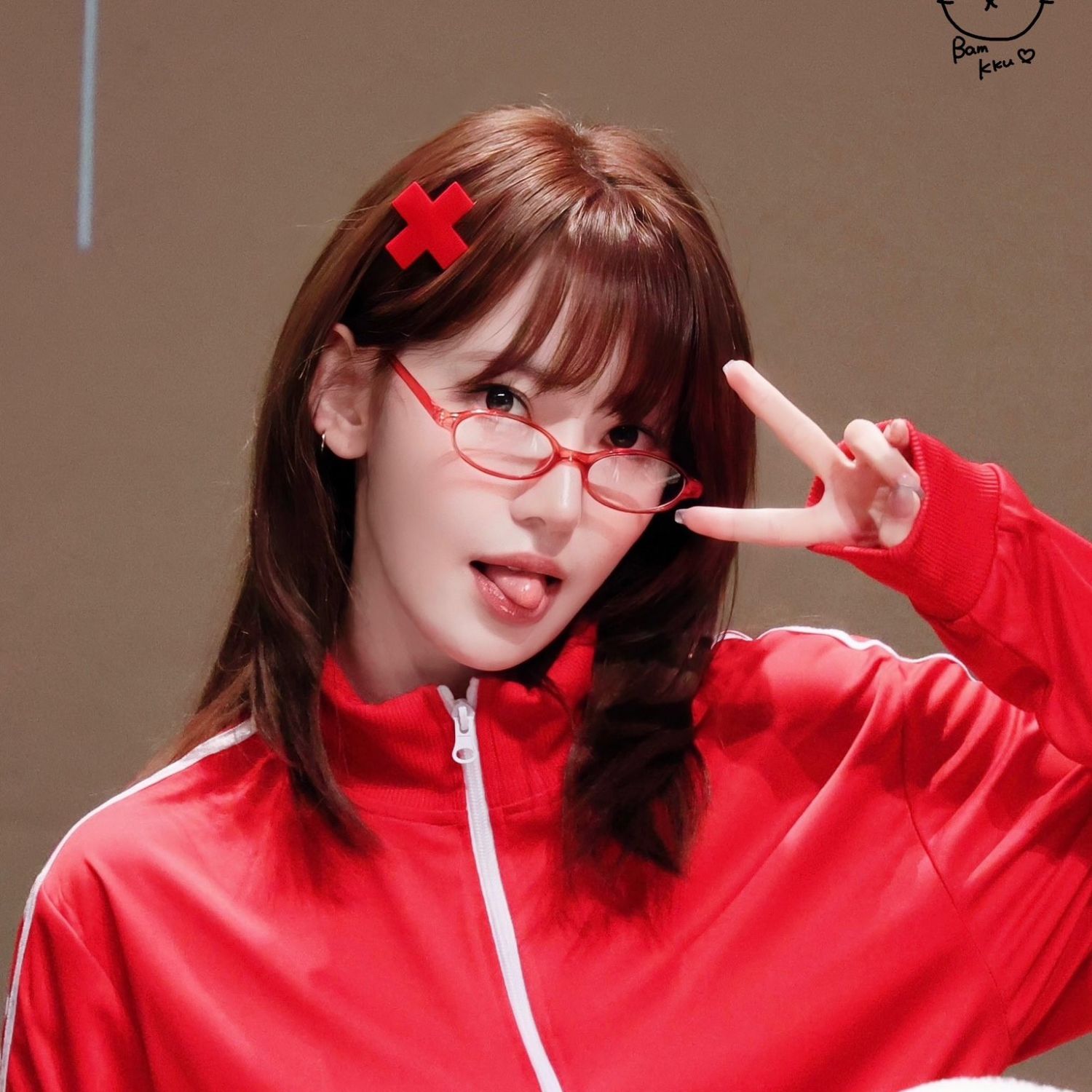 Latest photo of Sakura (LE SSERAFIM)