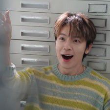 Behind-the-scenes cut of Donghae (Super Junior)