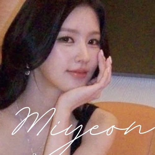 Latest photo of Miyeon (i-dle)