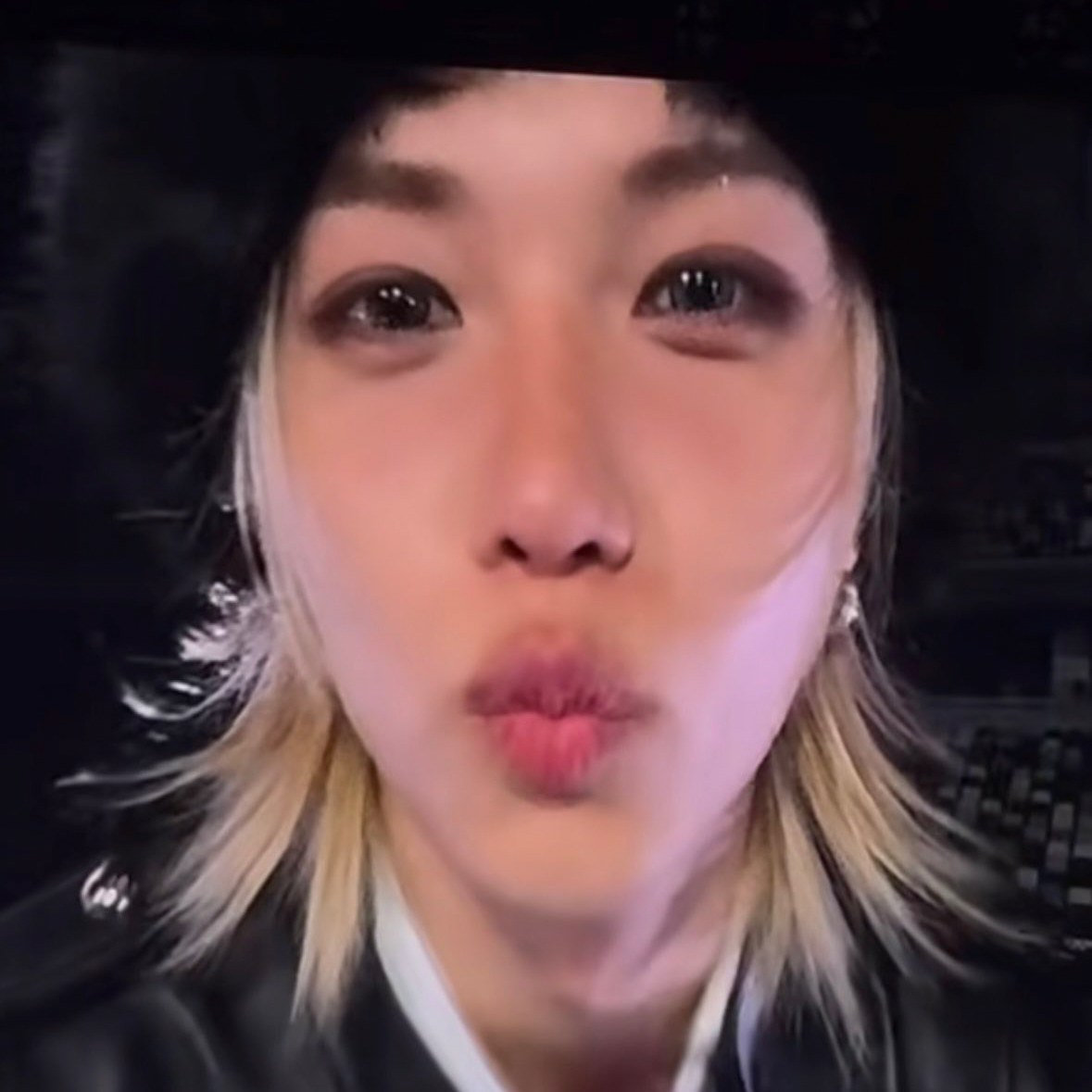 필릭스 (Stray Kids)의 비하인드 컷