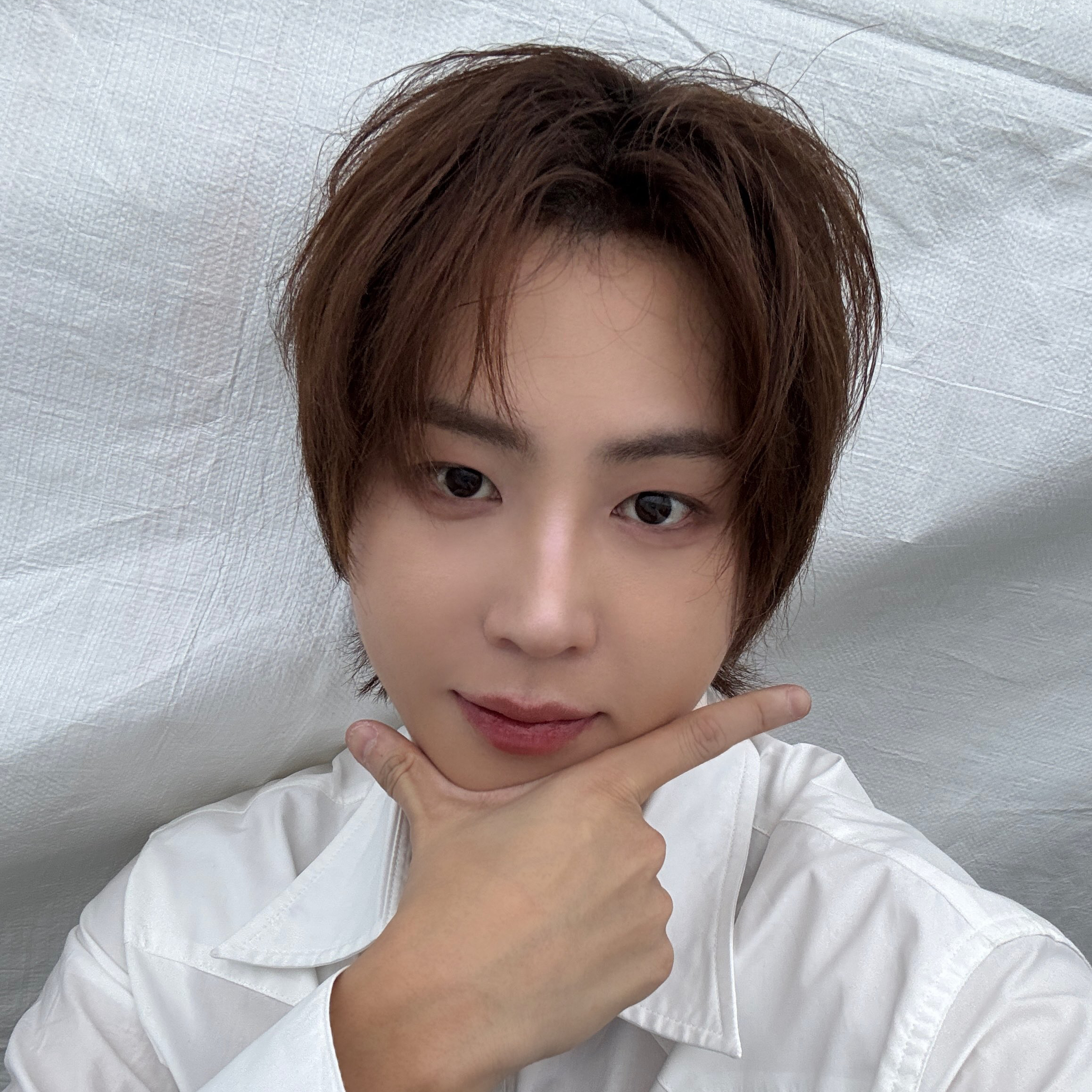 하성운의 비하인드 컷