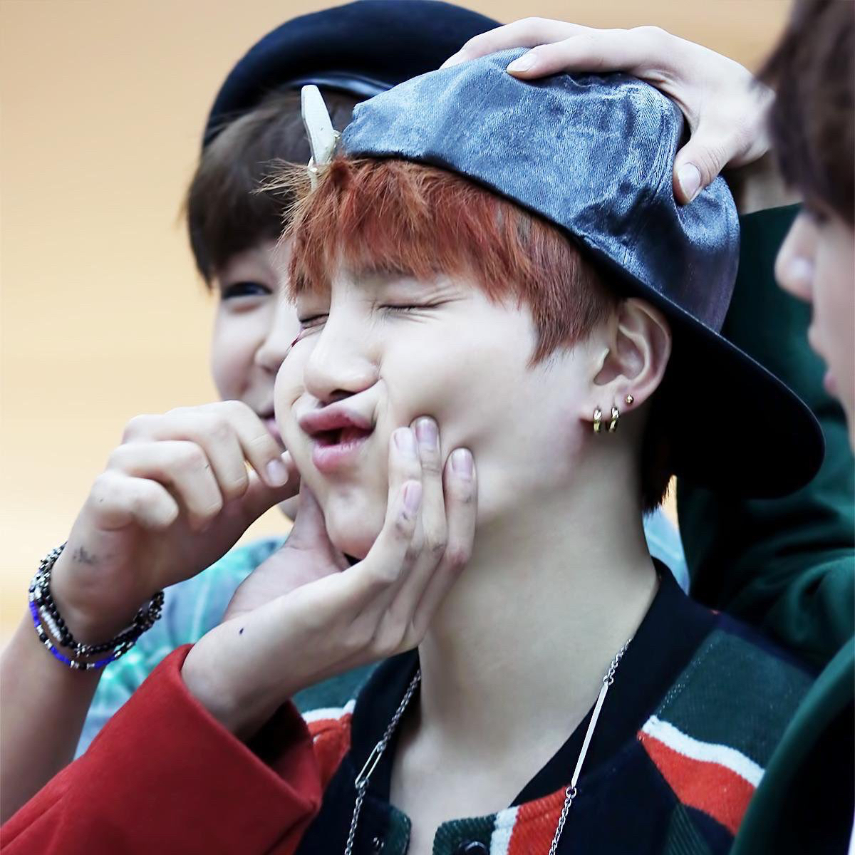 SUGA (防彈少年團)的最新活動照片