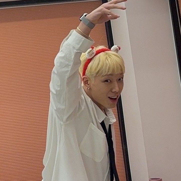 Behind-the-scenes cut of BOBBY (iKON)