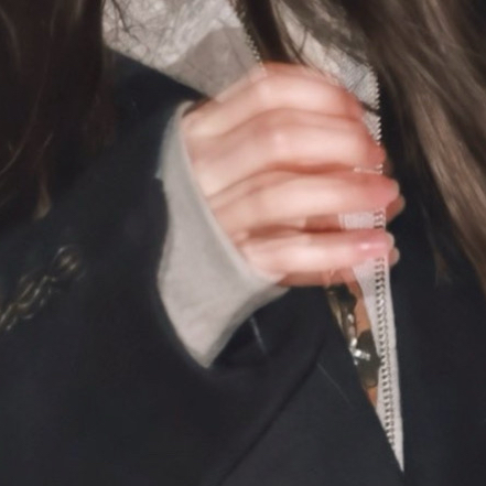 Latest photo of Yuna (ITZY)