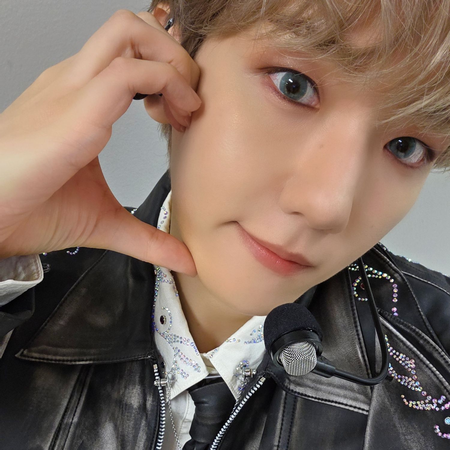 伯贤 (EXO)的幕后花絮