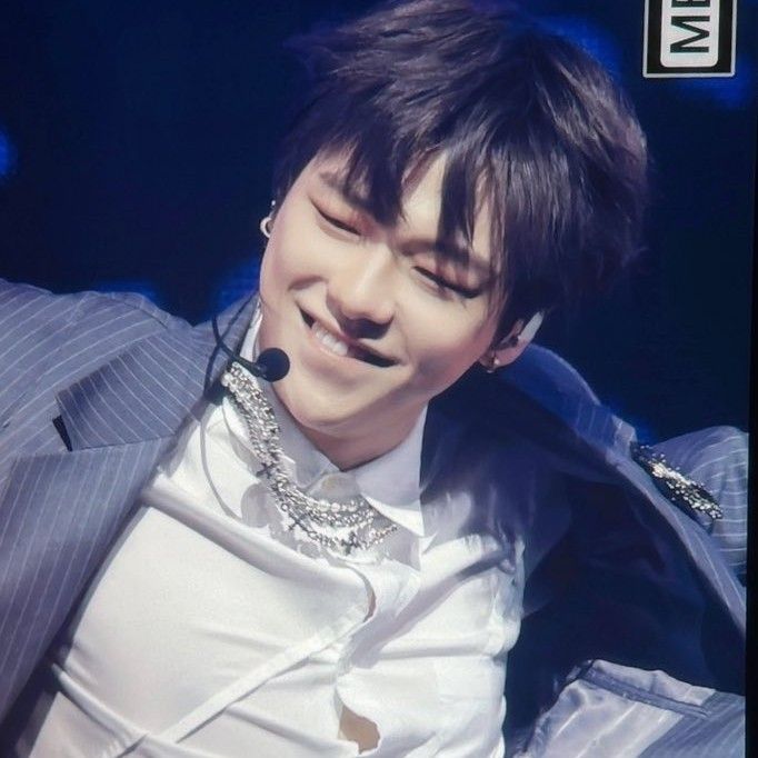 Behind-the-scenes cut of Kang Daniel