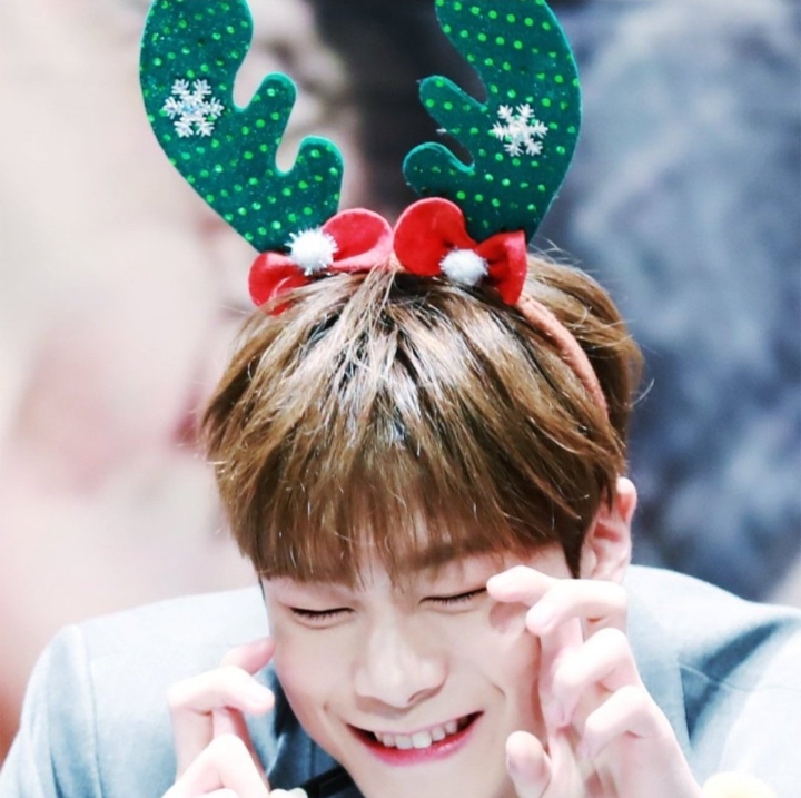 Behind-the-scenes cut of Moonbin (ASTRO)