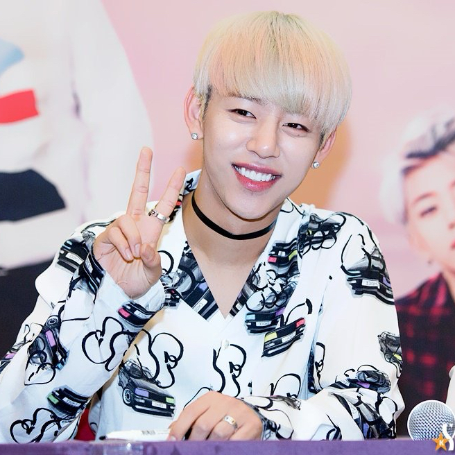 大賢 (B.A.P)粉絲拍下的瞬間