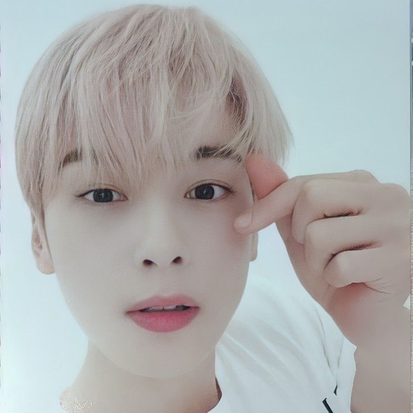 Behind-the-scenes cut of Eunwoo (ASTRO)