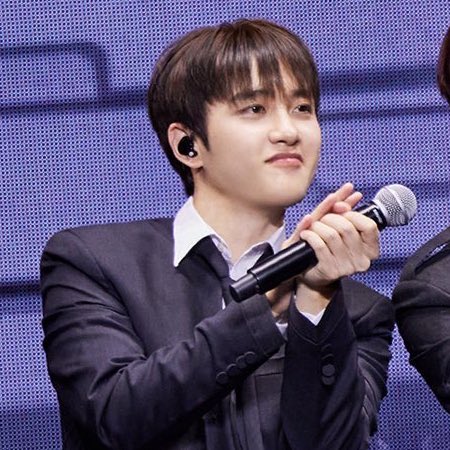 D.O. (EXO)粉絲拍下的瞬間