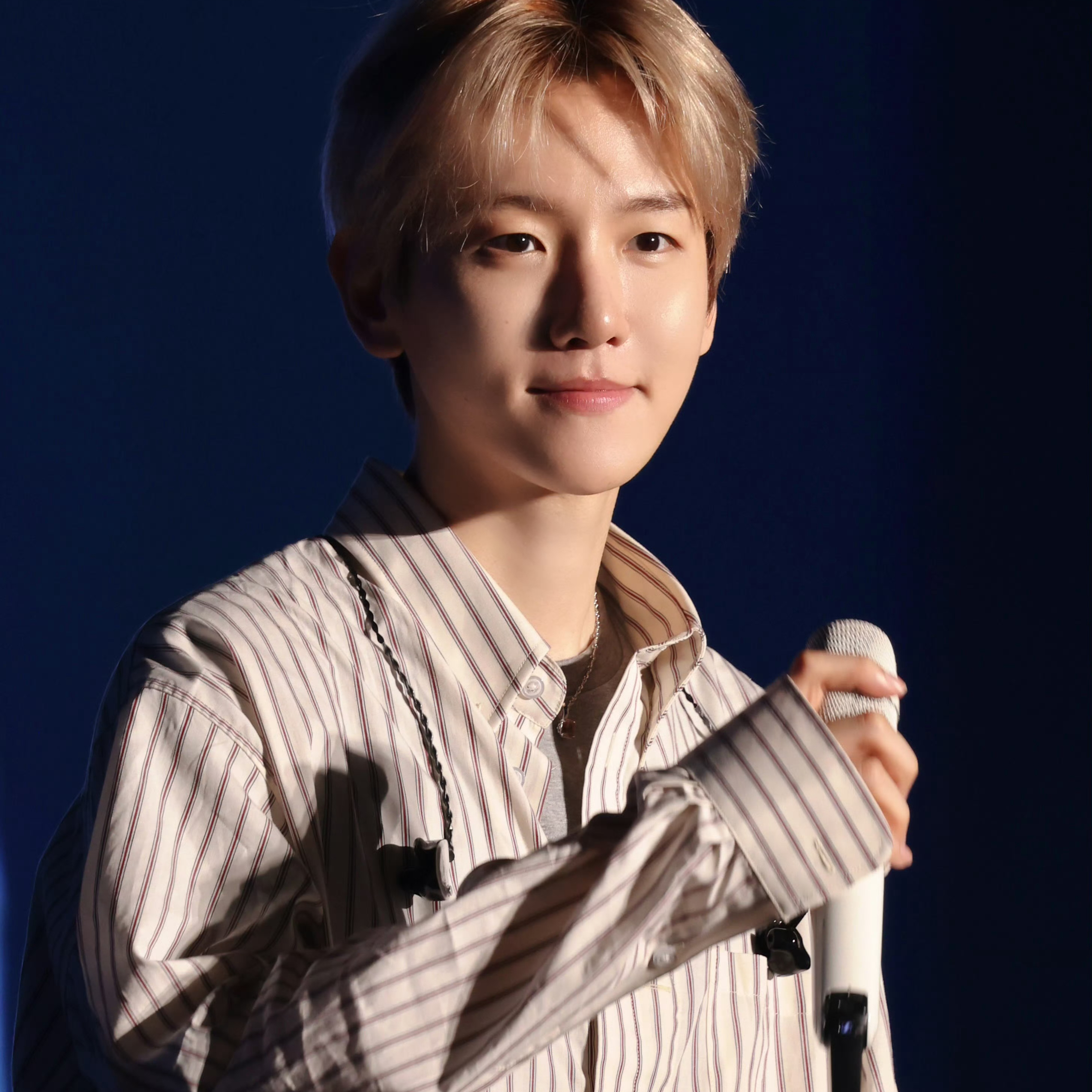 Foto aktivitas terbaru Baekhyun (EXO)