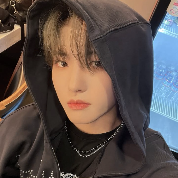 Latest photo of Junghoon (Xikers)