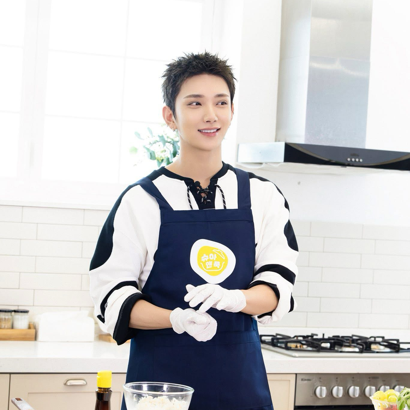 Recent activity shot of Joshua (SEVENTEEN)