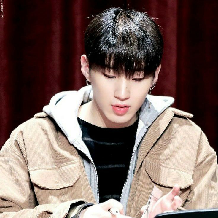 A moment captured by Jongup (B.A.P)'s fan