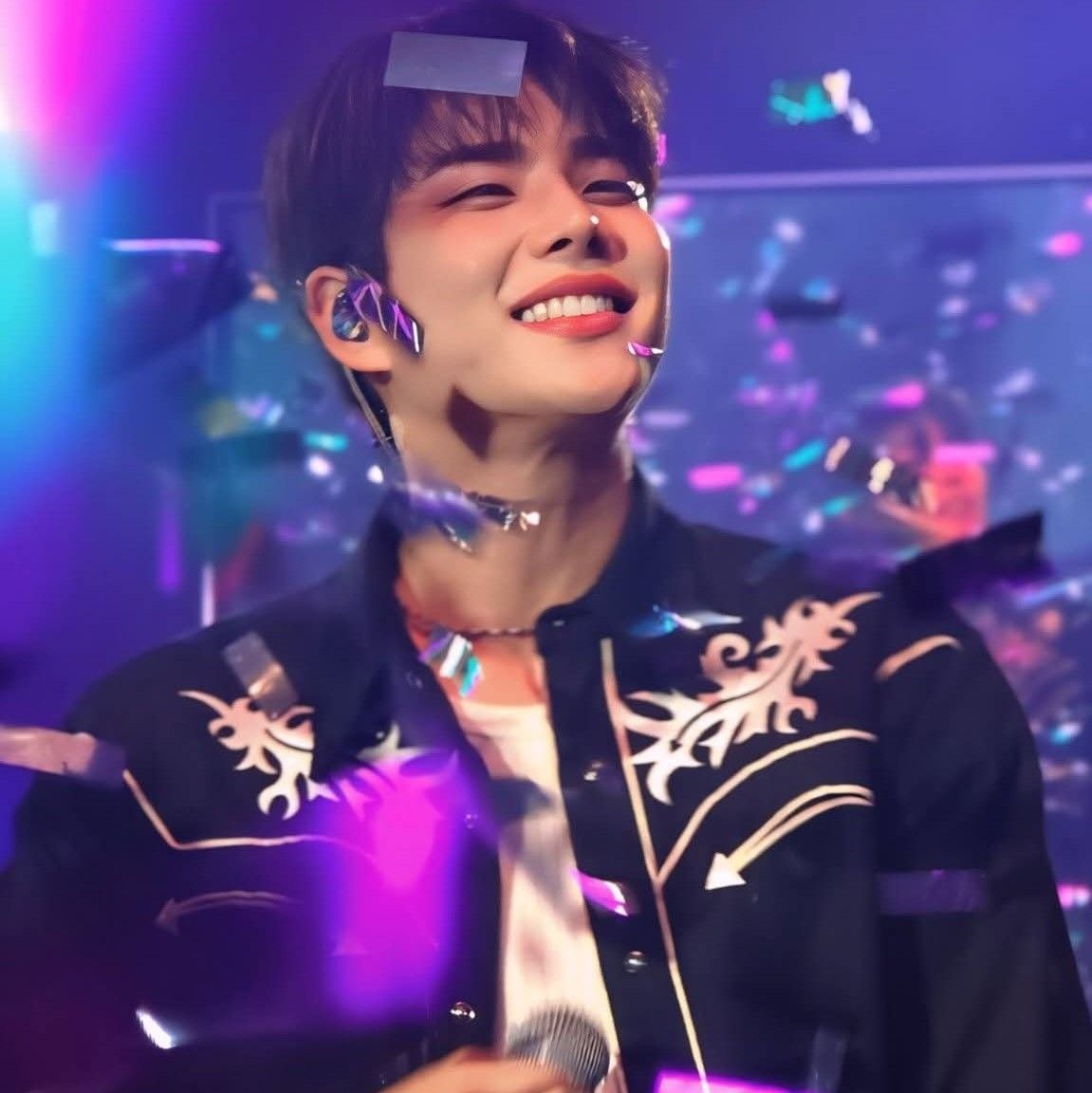 A moment captured by MJ (ASTRO)'s fan