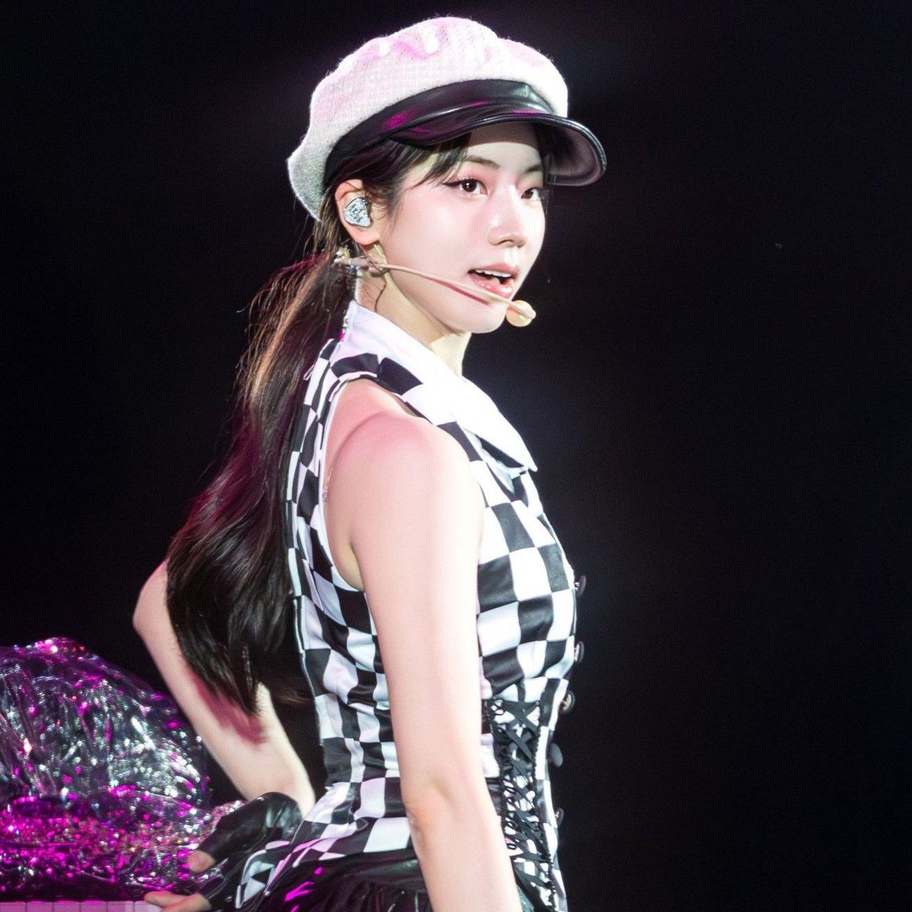 A moment captured by Dahyun (TWICE)'s fan