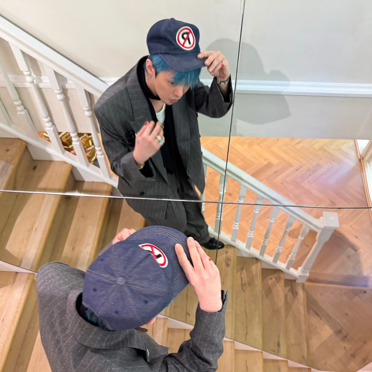 Recent activity shot of G-DRAGON (BIGBANG)