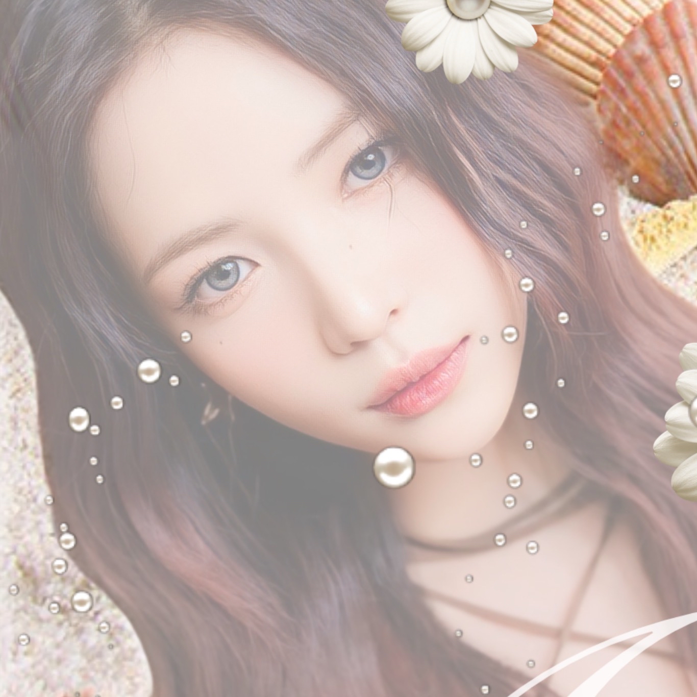 Latest photo of Maya (NiziU)