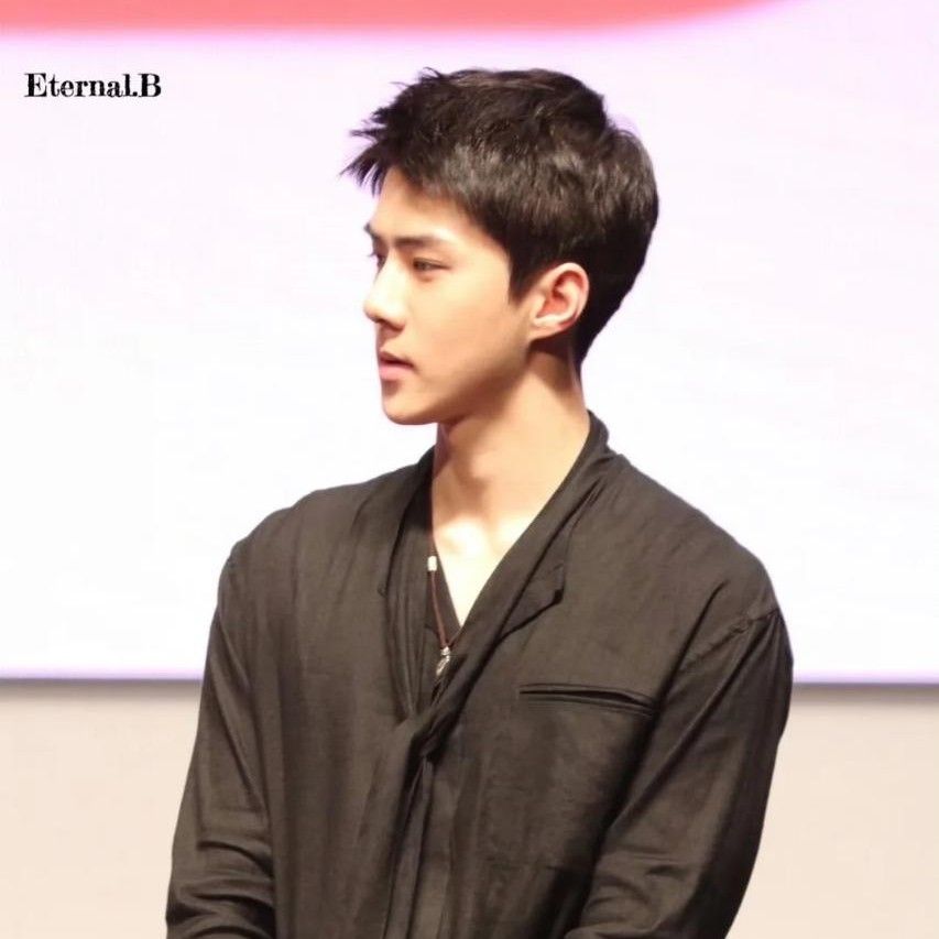 Behind-the-scenes cut of Sehun (EXO)