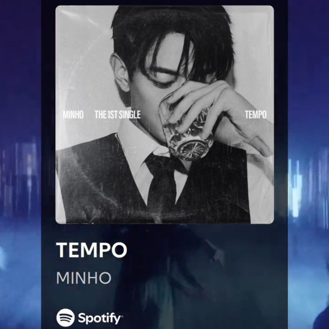 A moment captured by Minho (SHINee)'s fan