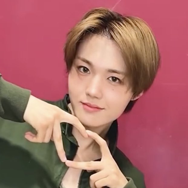 Foto aktivitas terbaru Doyoung (TREASURE)