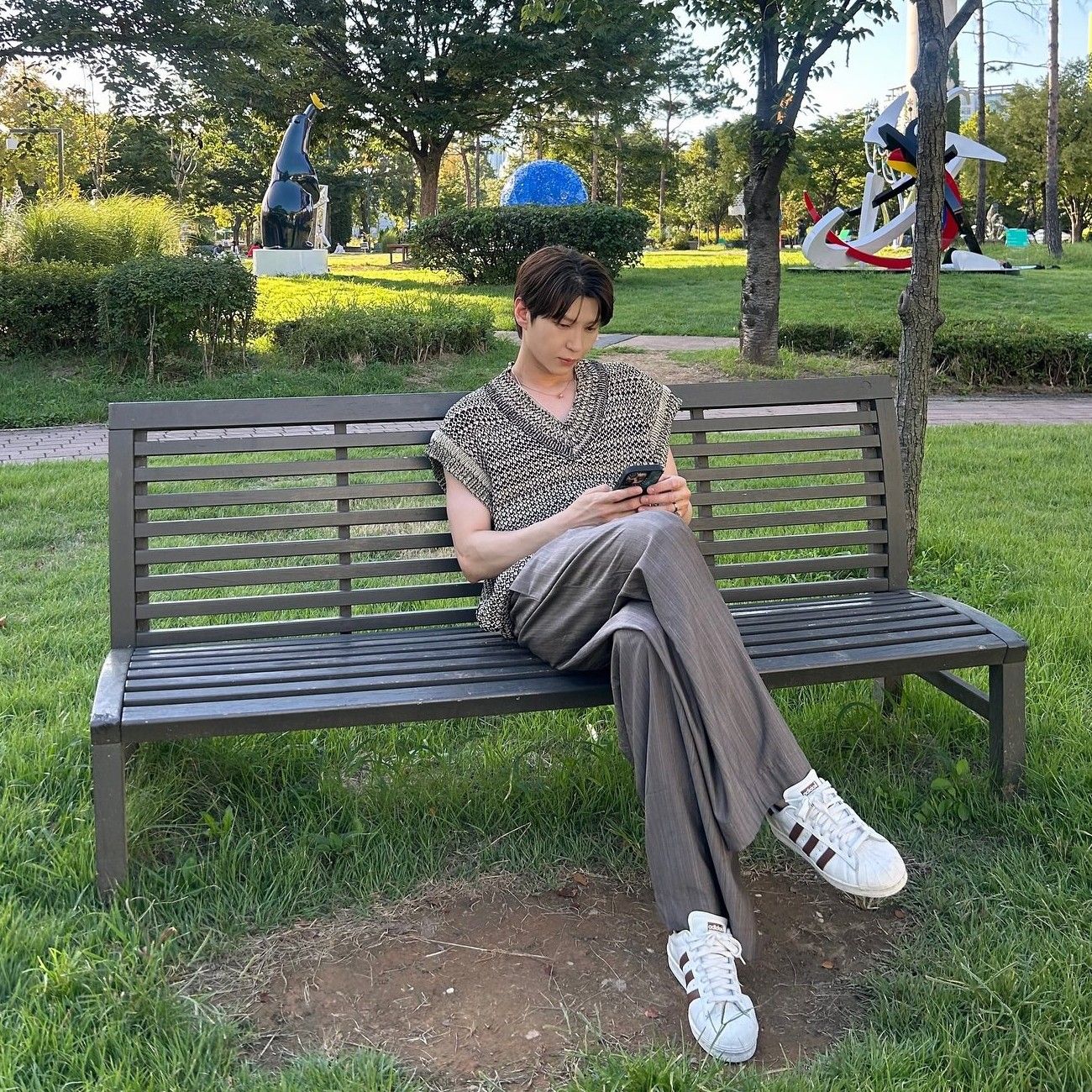 Behind-the-scenes cut of VIXX