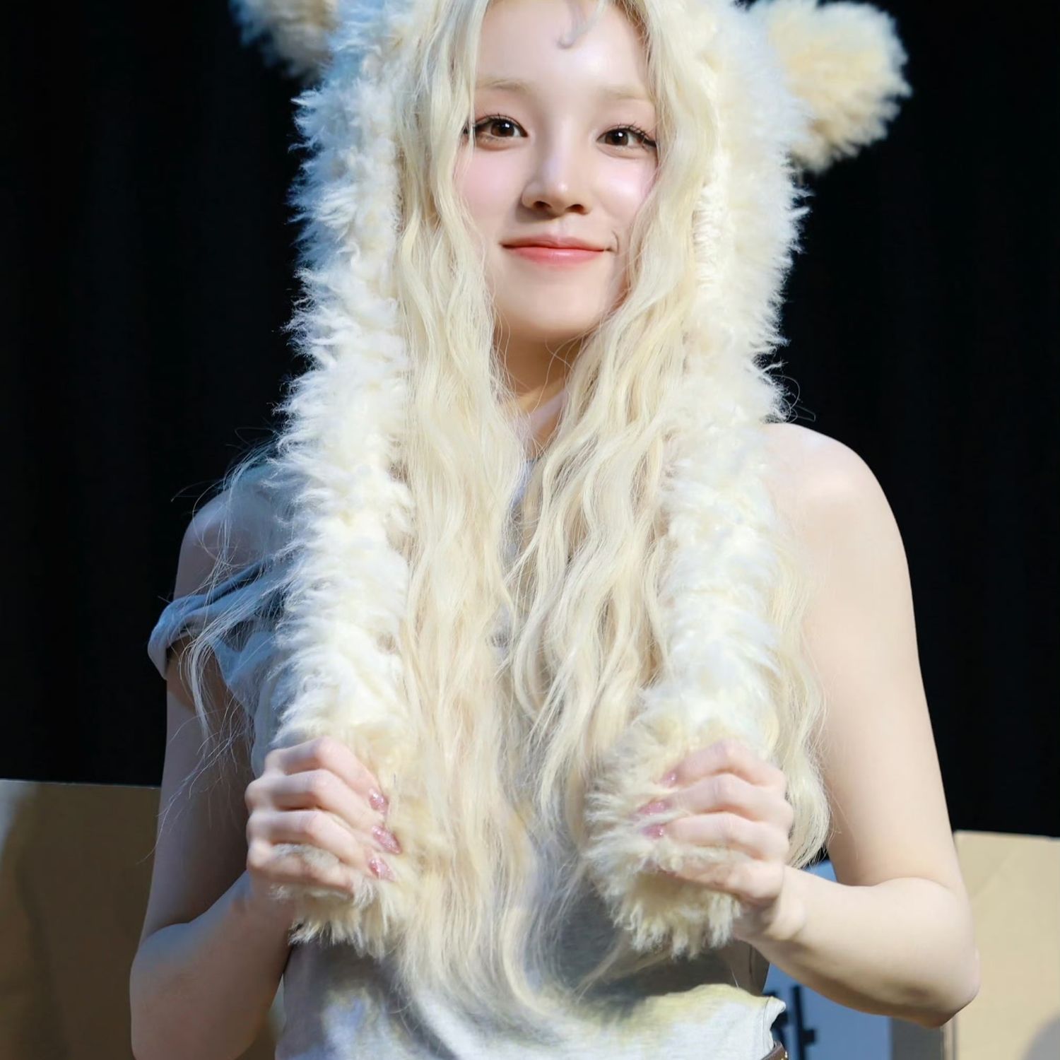 Recent activity shot of Yuqi (i-dle)