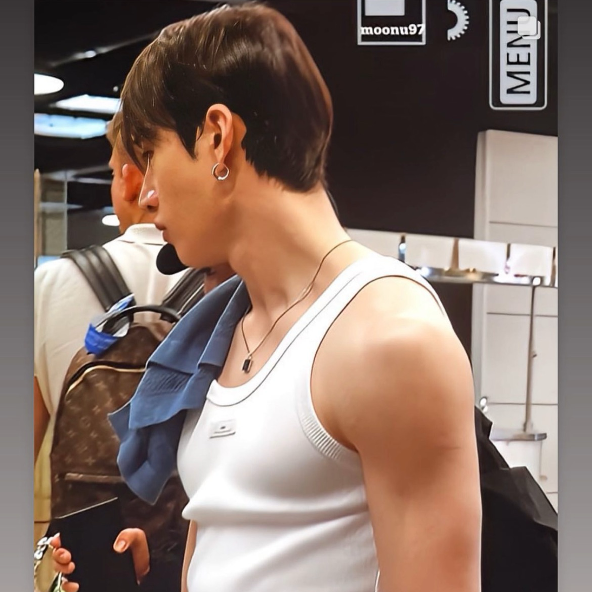 Potret di balik layar Bang Chan (Stray Kids)