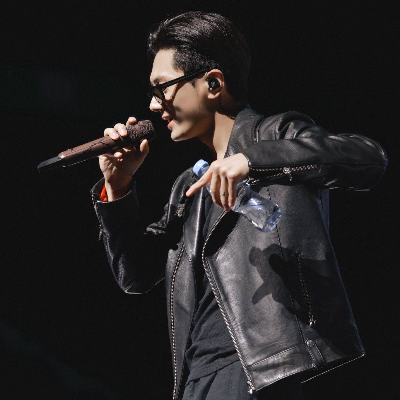 Recent activity shot of Jay (ENHYPEN)
