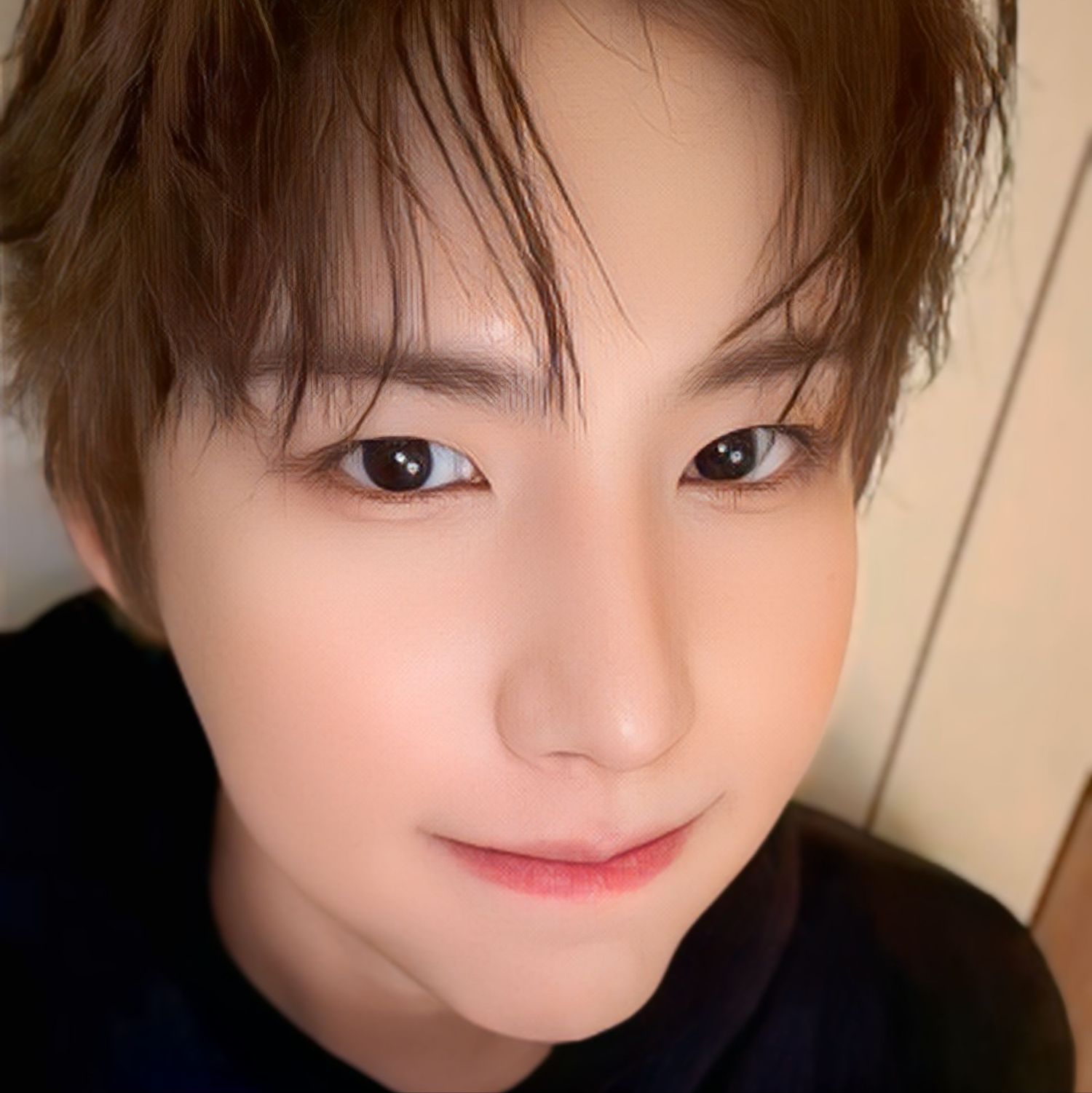 A moment captured by Wow (A.C.E)'s fan