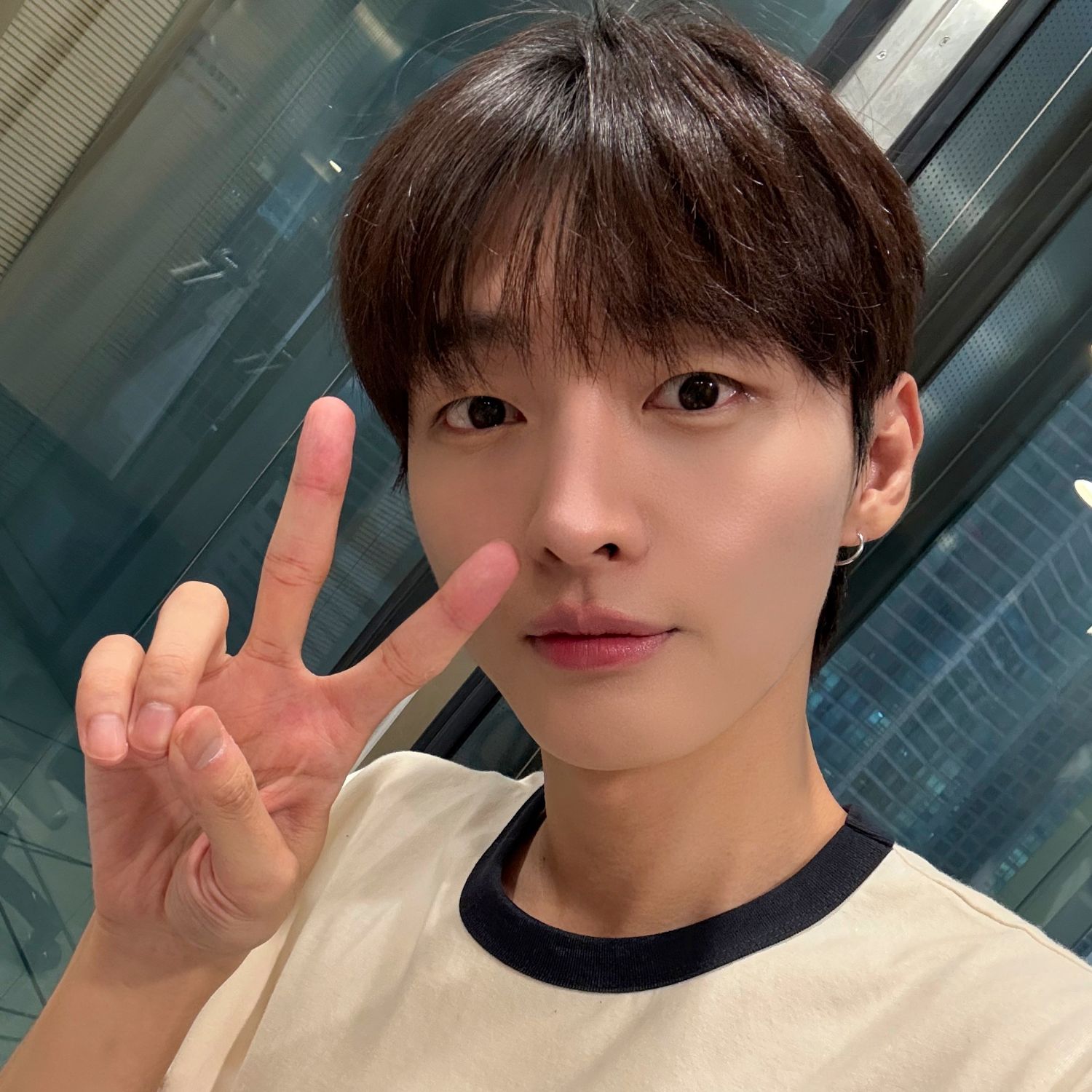 Recent activity shot of Yoon Jisung