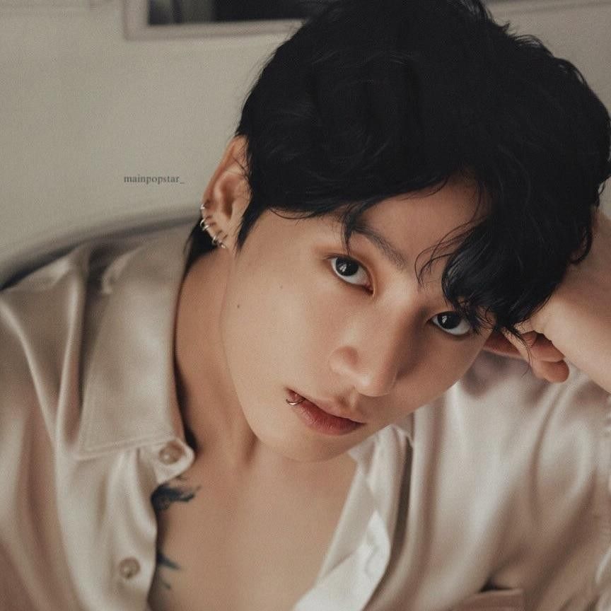 Momen yang diabadikan oleh penggemar Jungkook (BTS)