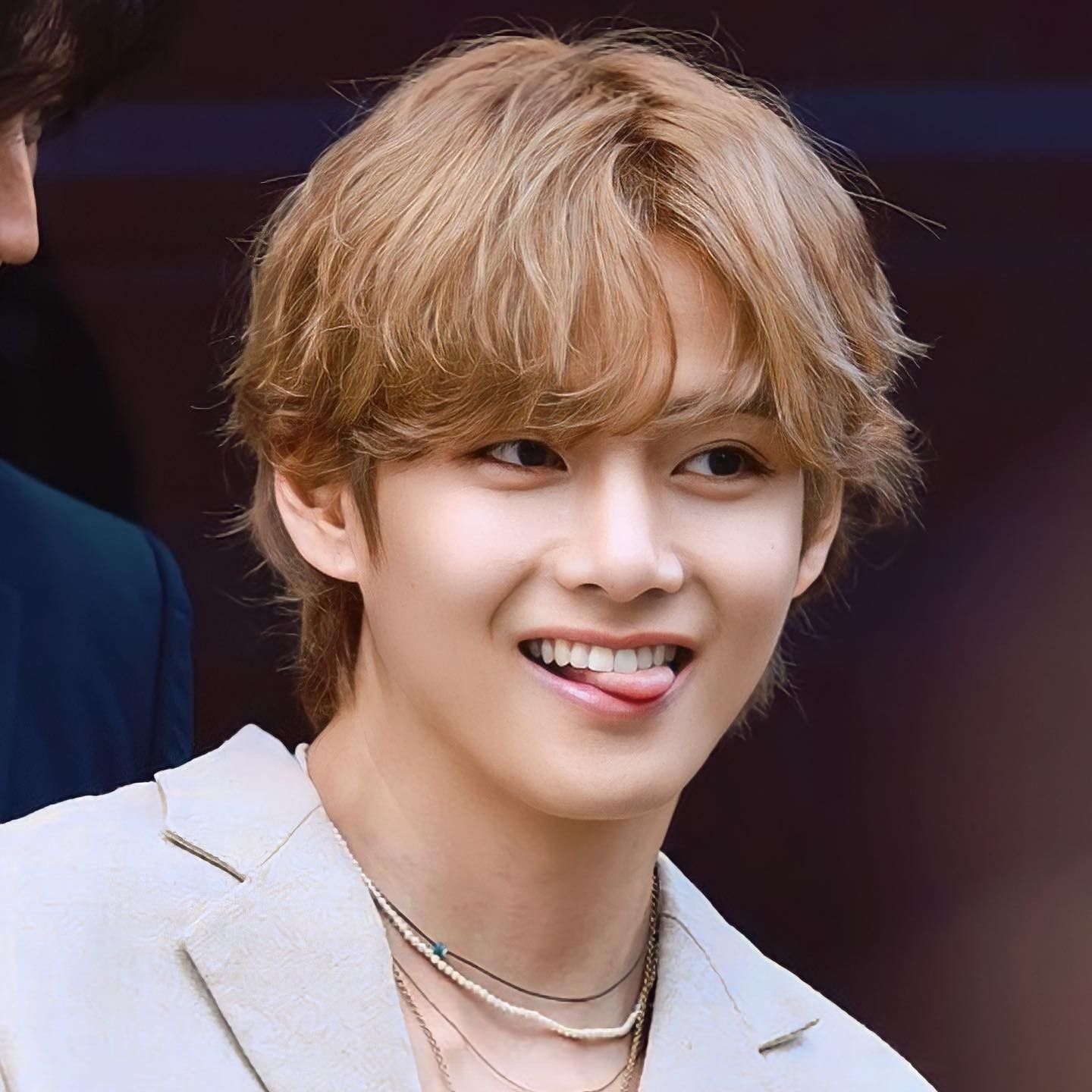 Recent activity shot of V (BTS)