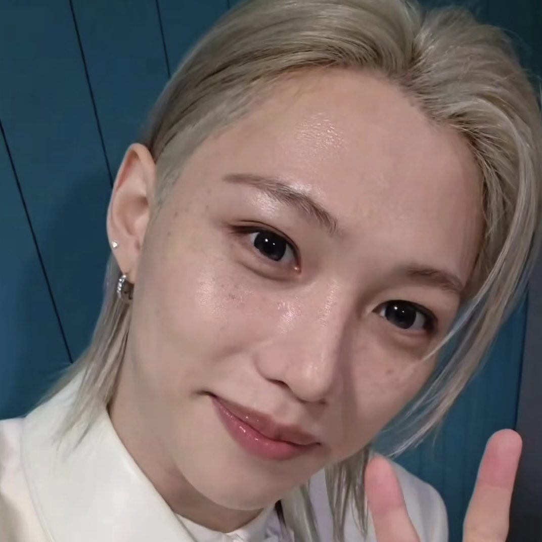 Recent activity shot of Felix (Stray Kids)