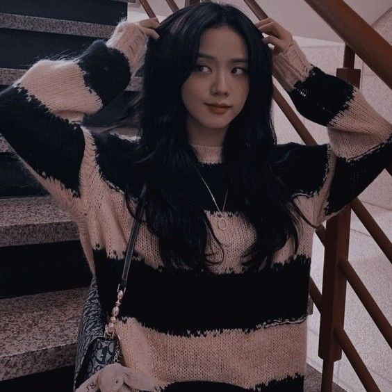 Recent activity shot of Jisoo (BLACKPINK)