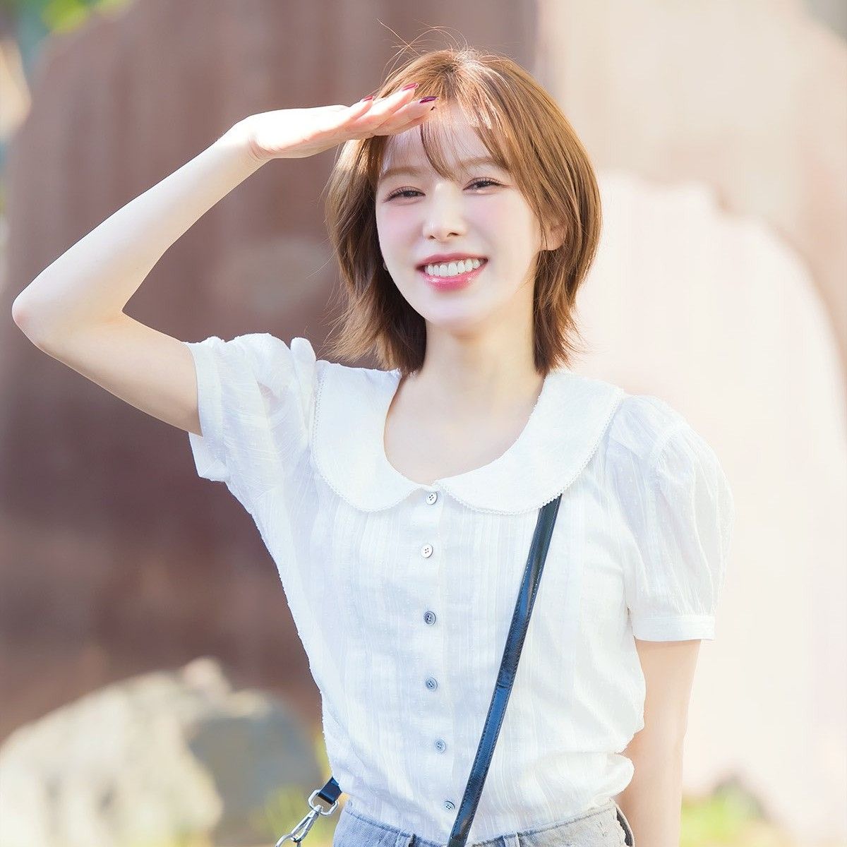 Behind-the-scenes cut of Wendy (Red Velvet)