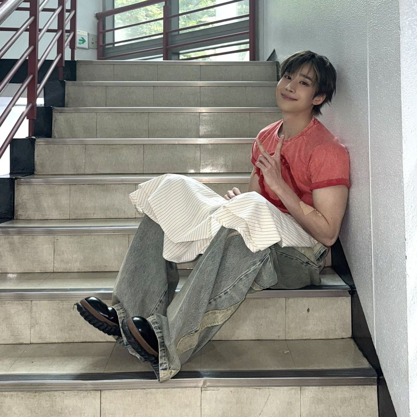 Behind-the-scenes cut of Han Seungwoo