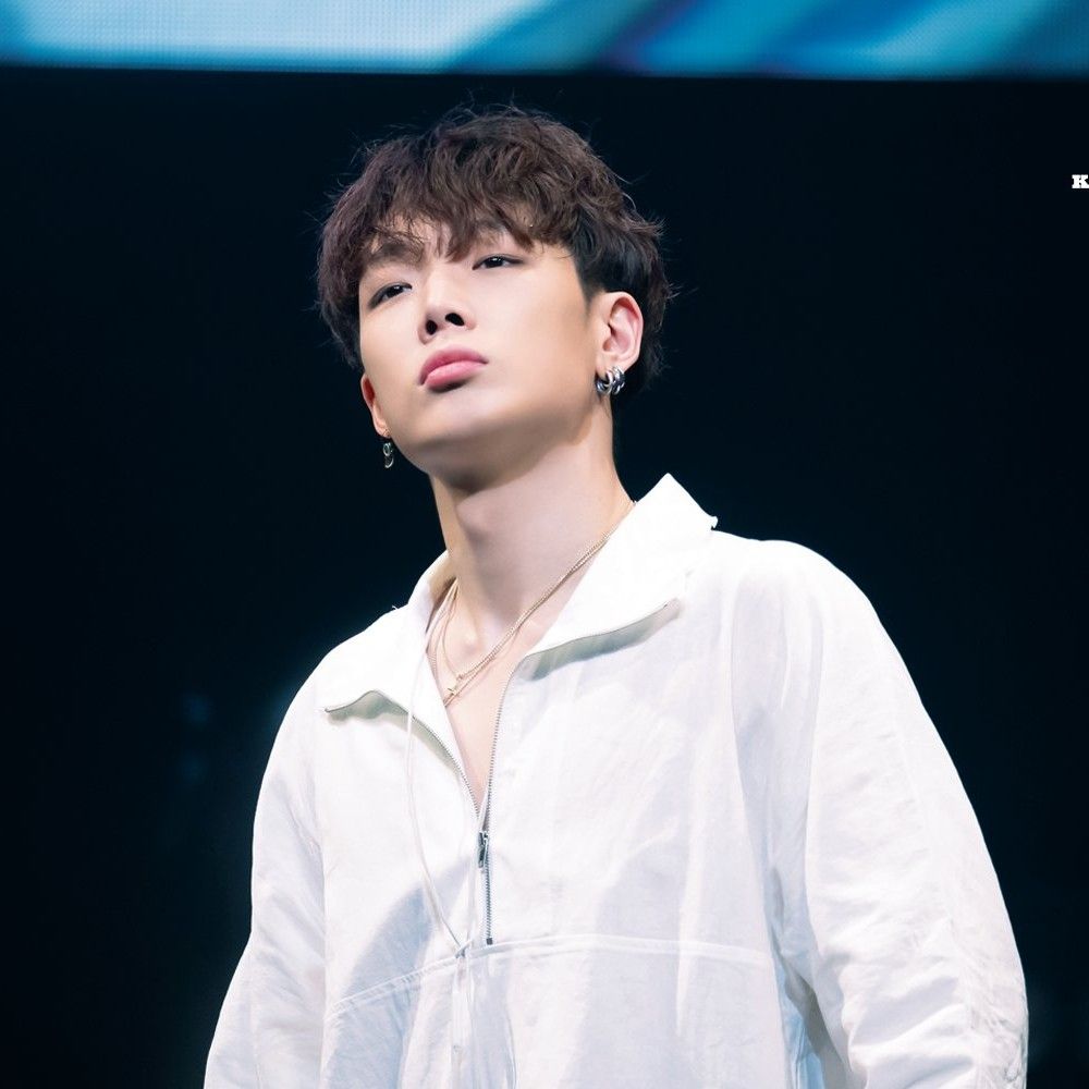 BOBBY (iKON)的最新活動照片