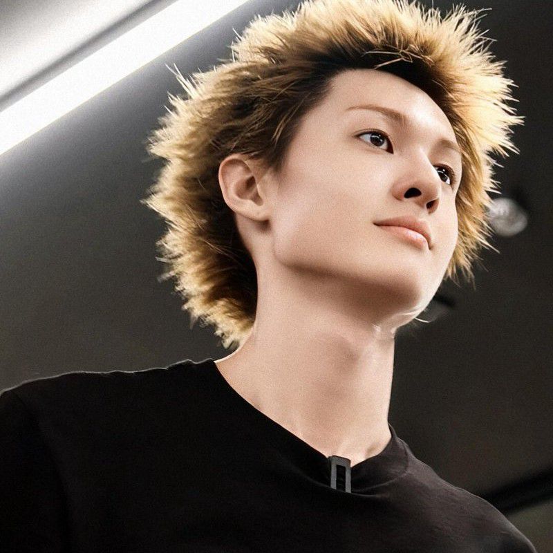 Behind-the-scenes cut of Martin (CORTIS)