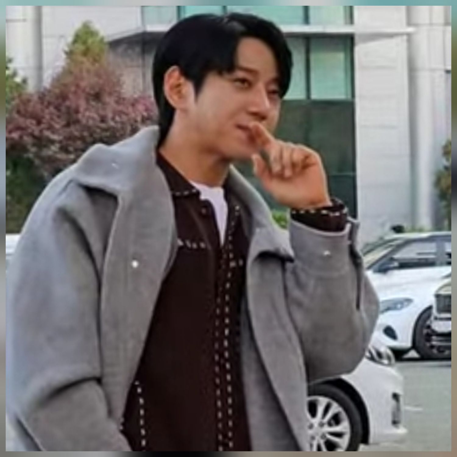 A moment captured by Hwang Chiyeol's fan