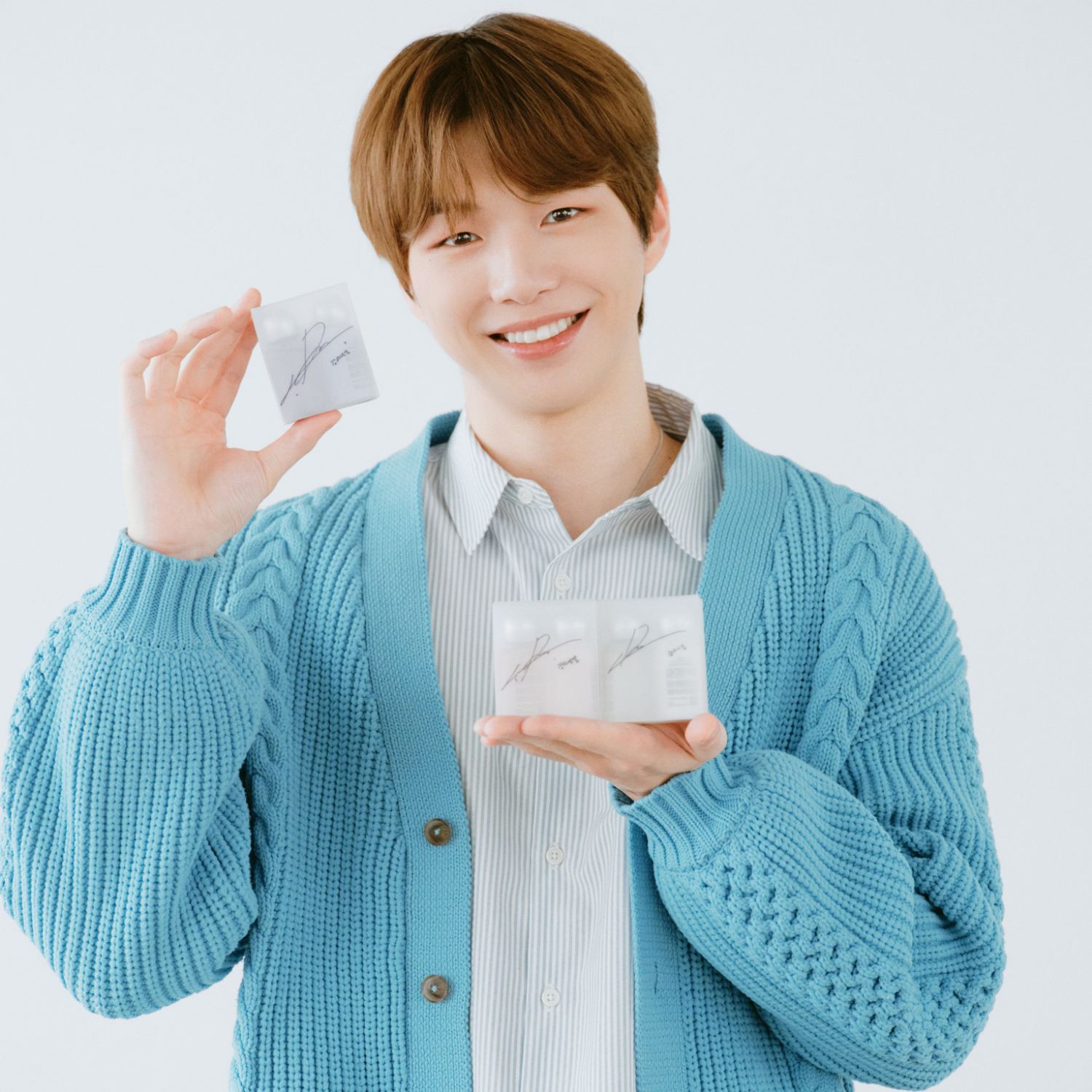 강다니엘 최근 활동샷