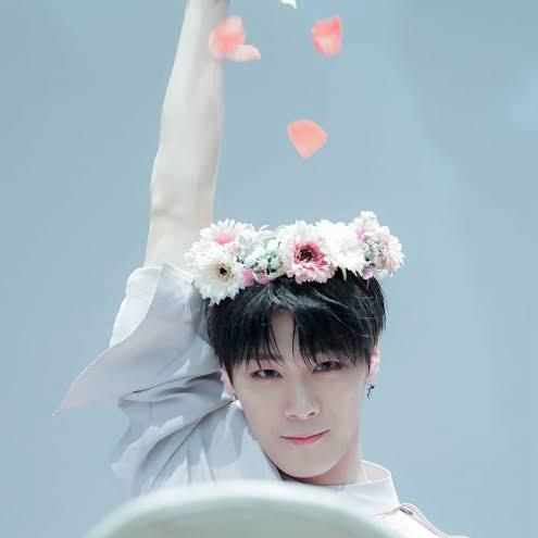 Latest photo of Moonbin (ASTRO)