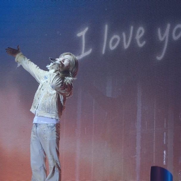 Foto aktivitas terbaru Daesung (BIGBANG)