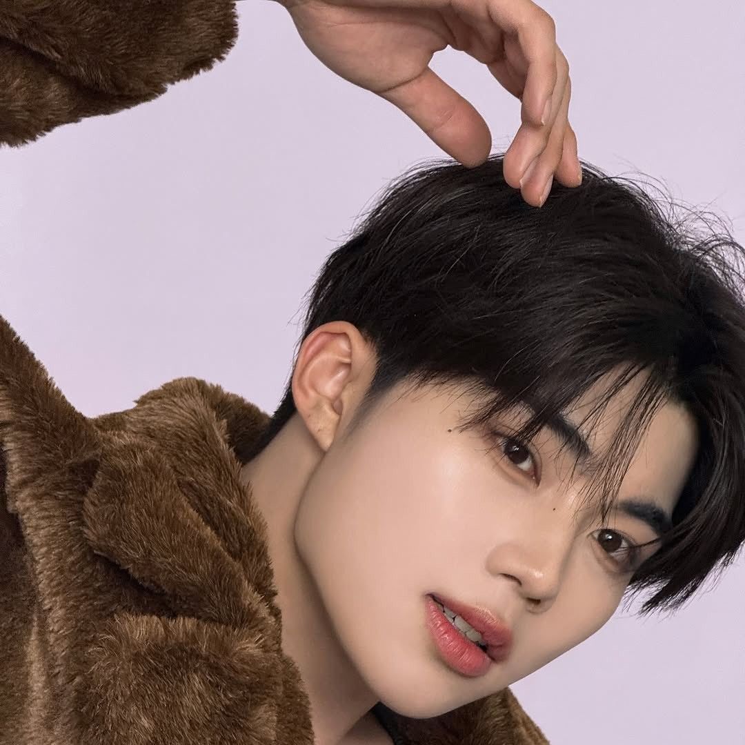 Momen yang diabadikan oleh penggemar Park Gunwook (ZEROBASEONE)