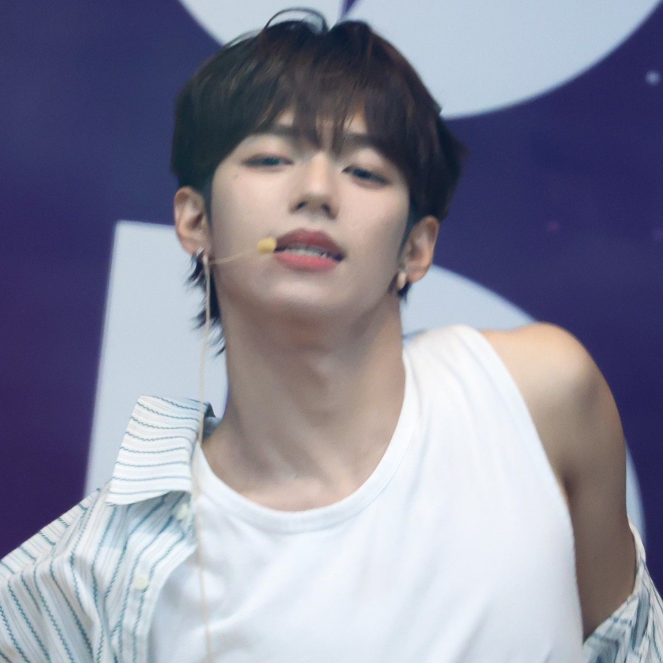 Behind-the-scenes cut of JL (AHOF)