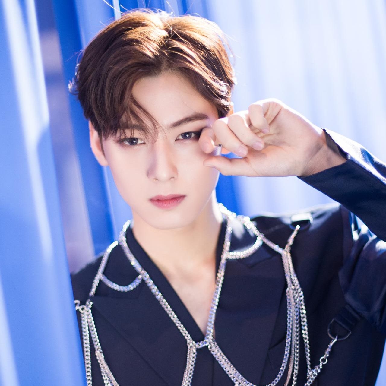 A moment captured by Eunwoo (ASTRO)'s fan