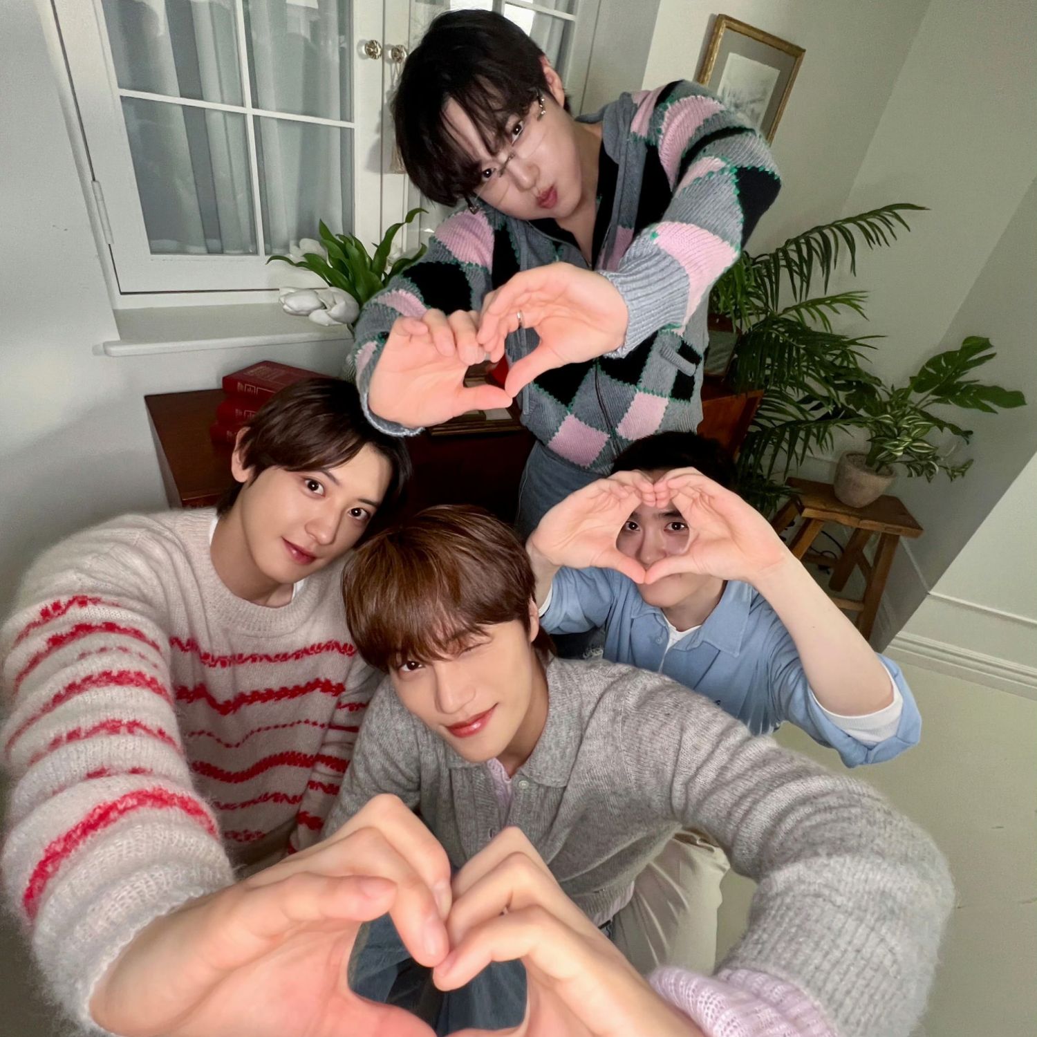 Latest photo of EXO