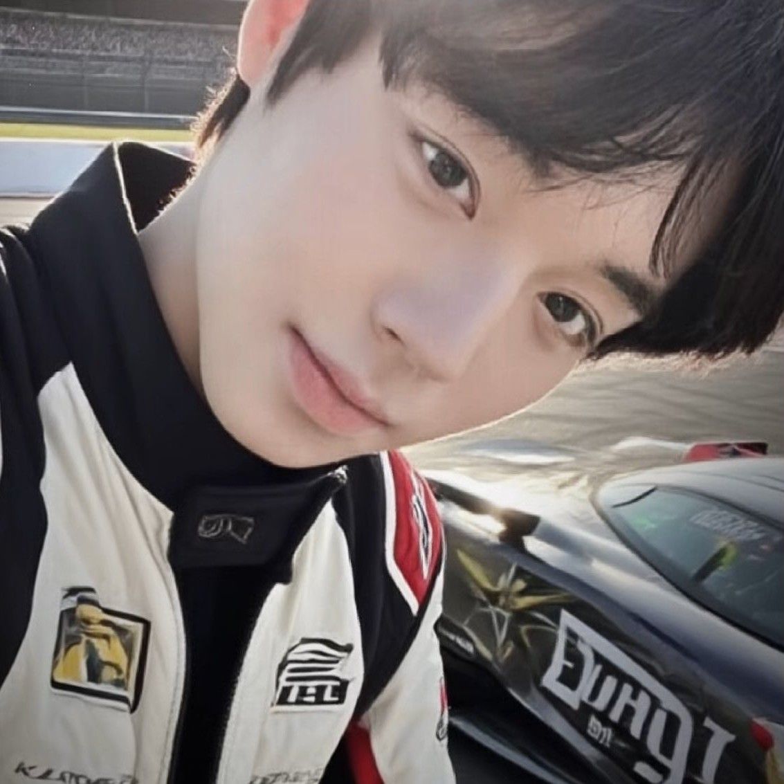 Latest photo of Park Jihoon