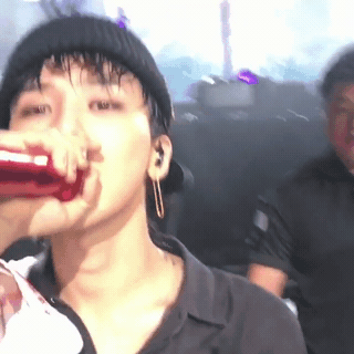 G-DRAGON (BIGBANG)の最近の活動写真