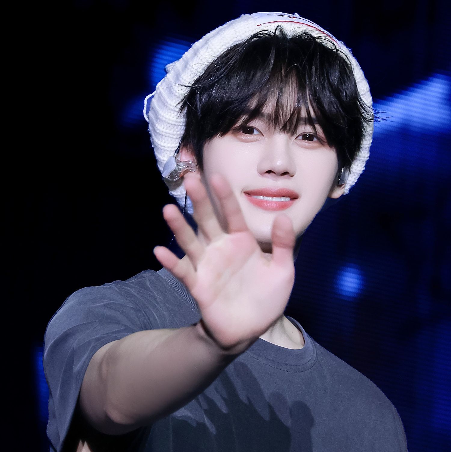 Behind-the-scenes cut of Kim Gyuvin (ZEROBASEONE)